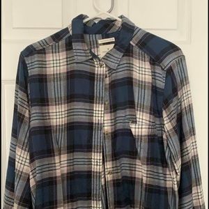 American Eagle women’s flannels size xl